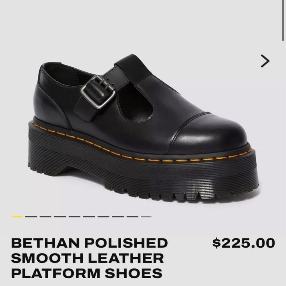 Platform Mary Jane Dr. Martens - size 6 (fits like a 6.5/7)